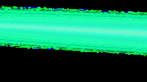 “中超新星19岁首秀惊艳，一射两传助力平局，豪门战持续僵局”