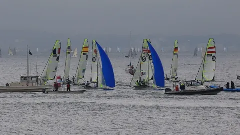 大乐透期号专家推荐：芬荷青年军对决质合分析精选